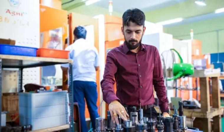 How to overcome “cash crisis” & grow your small business